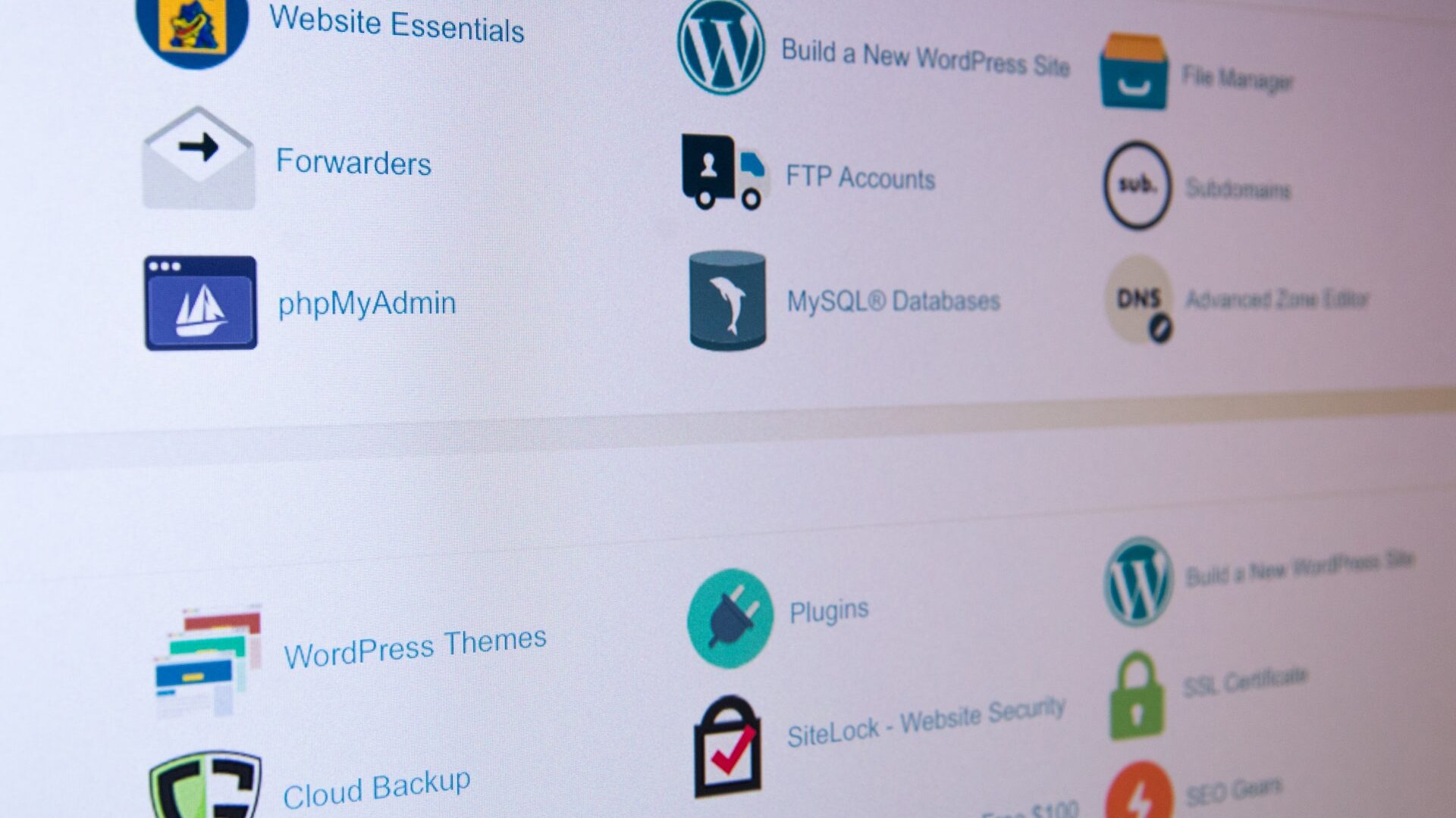 stephen-phillips-hostreviews-co-uk-2kH-6T6x_0I-unsplash